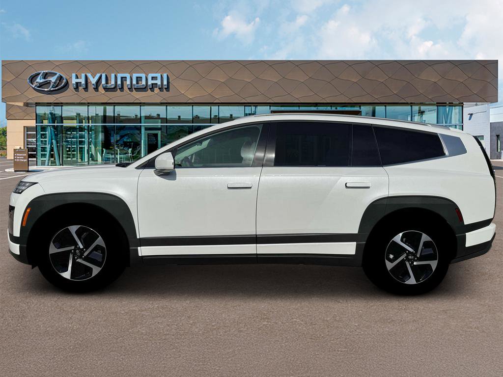 New 2026 Hyundai Ioniq 9 SE image 3