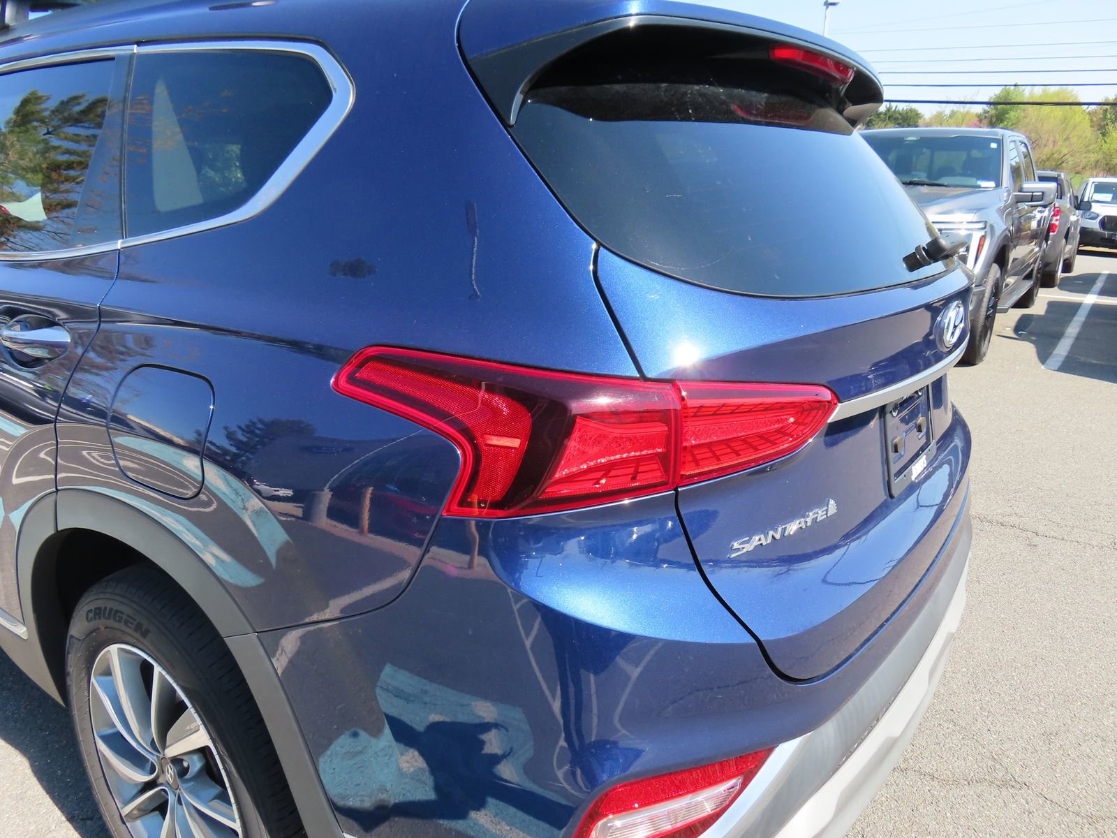 Used 2020 Hyundai Santa Fe SEL w/ Convenience + Premium Package image 11