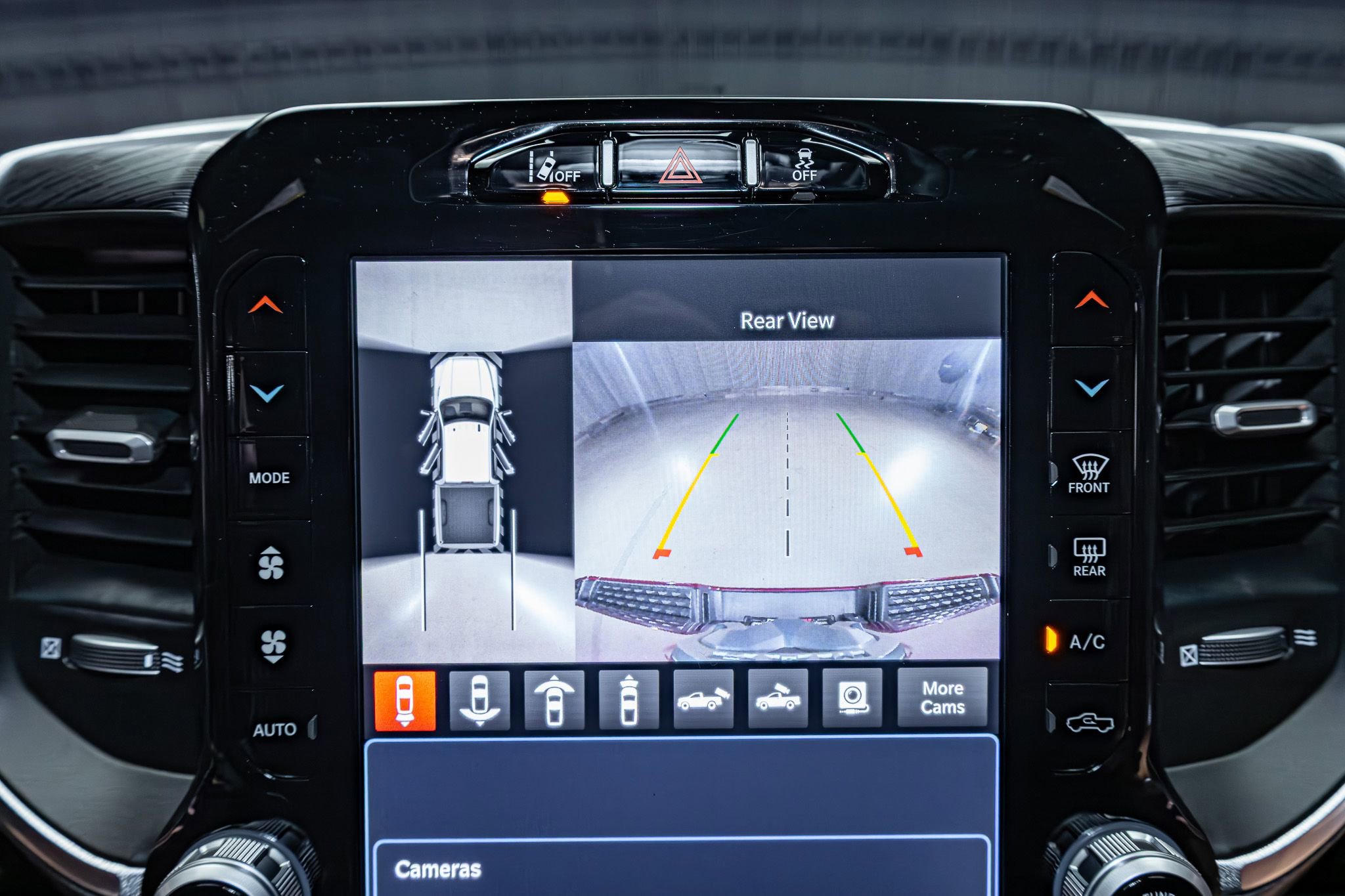 Used 2024 RAM 2500 Laramie w/ Night Edition image 19