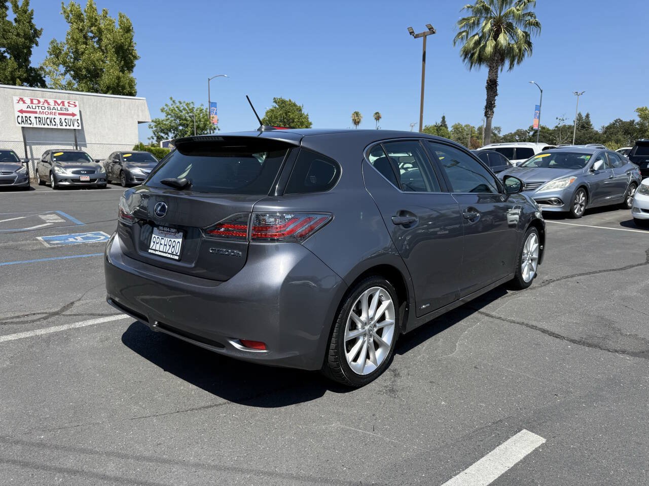 Used 2012 Lexus CT 200h Premium FWD image 3