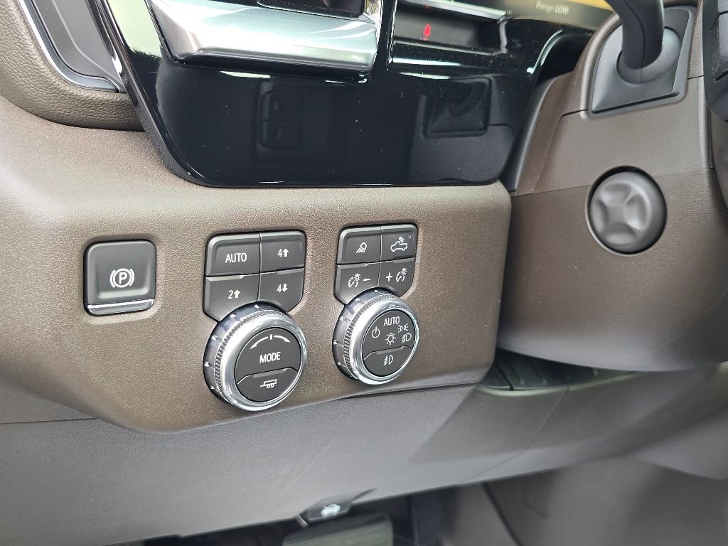 New 2026 GMC Sierra 1500 SLT w/ SLT Premium Plus Package image 11