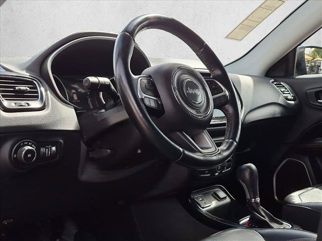 Used 2018 Jeep Compass Limited w/ Safe & Security Group FWD image 10