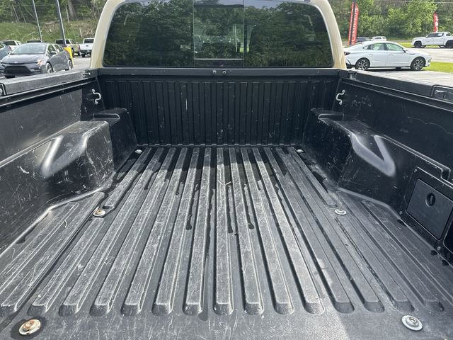 Used 2020 Toyota Tacoma TRD Off-Road AWD/4WD image 23