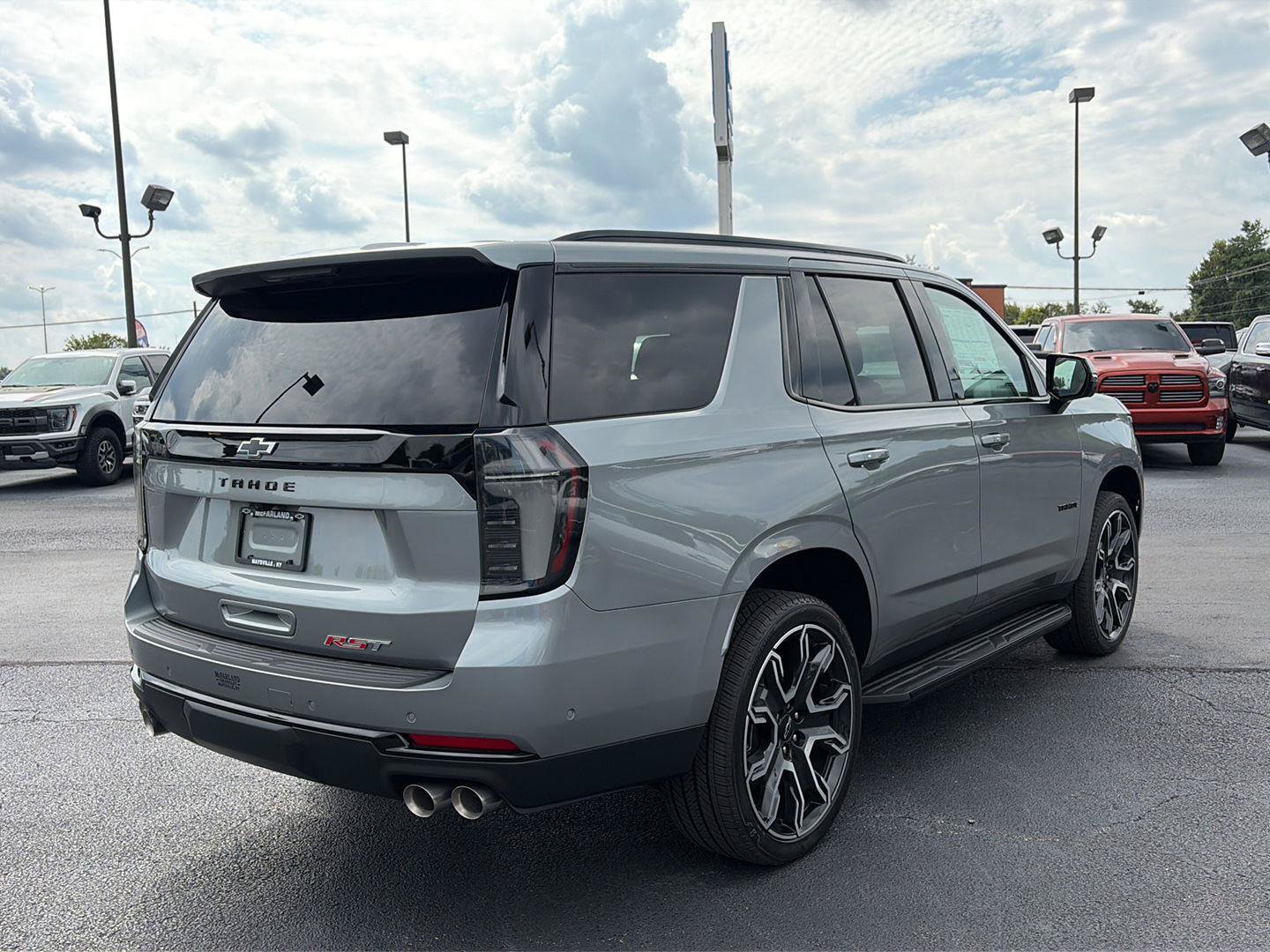New 2026 Chevrolet Tahoe RST w/ RST Capability Package AWD/4WD image 5