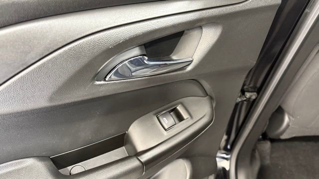 Used 2021 Chevrolet TrailBlazer LT w/ Driver Confidence Package image 17