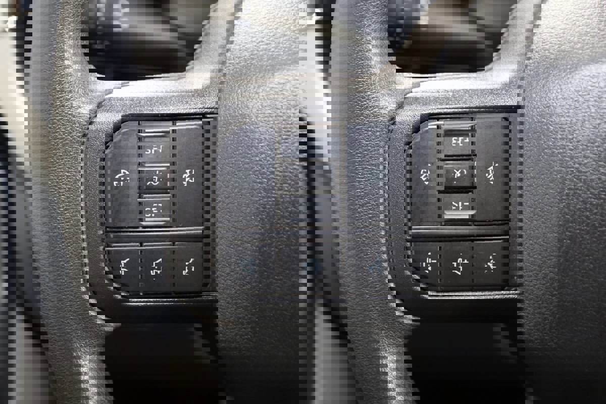 Used 2023 Ford F450 XLT w/ FX4 Off-Road Package image 31