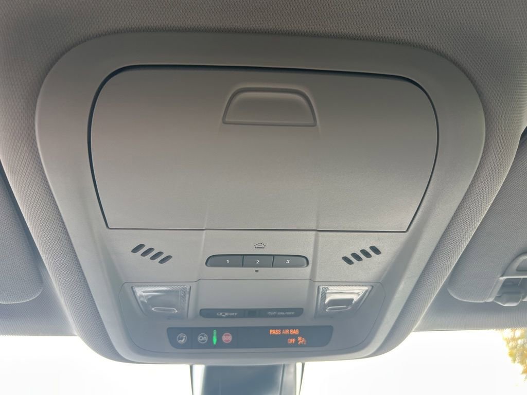 Used 2023 Chevrolet Blazer LT w/ Convenience Package image 17