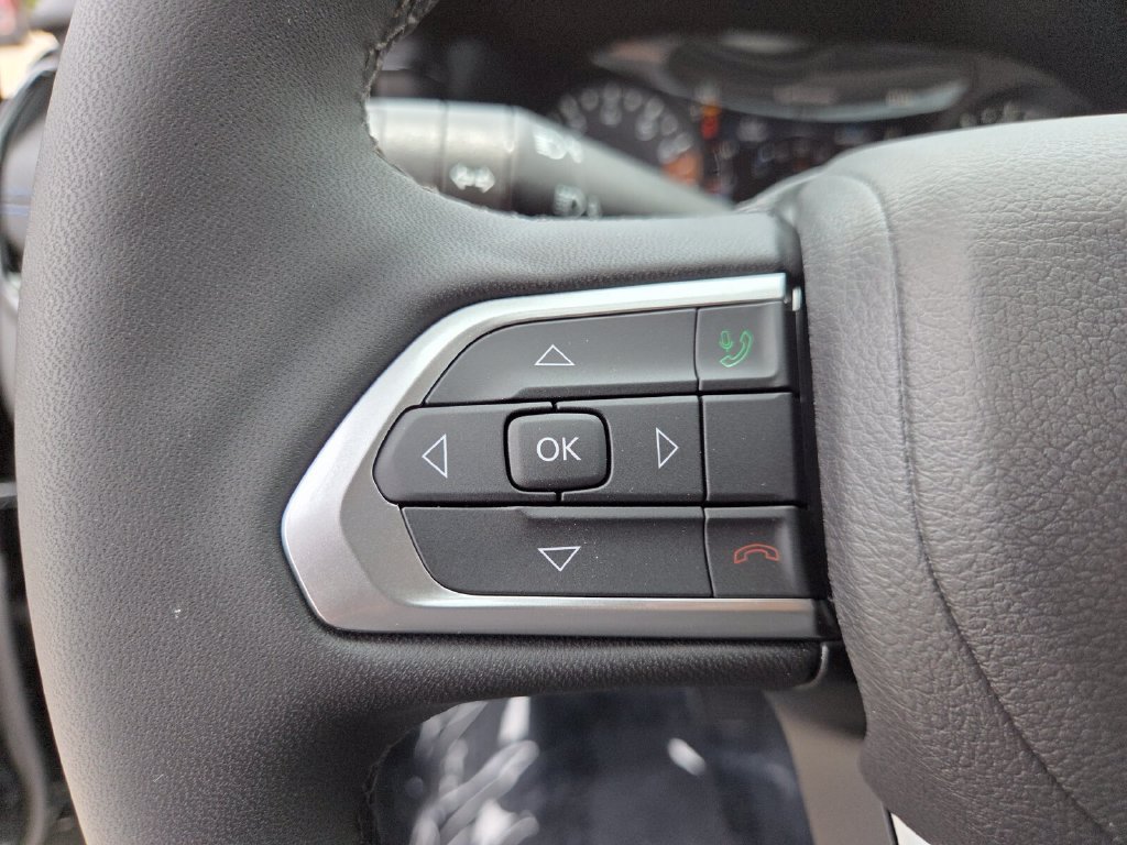 New 2026 Jeep Compass Latitude AWD/4WD image 32