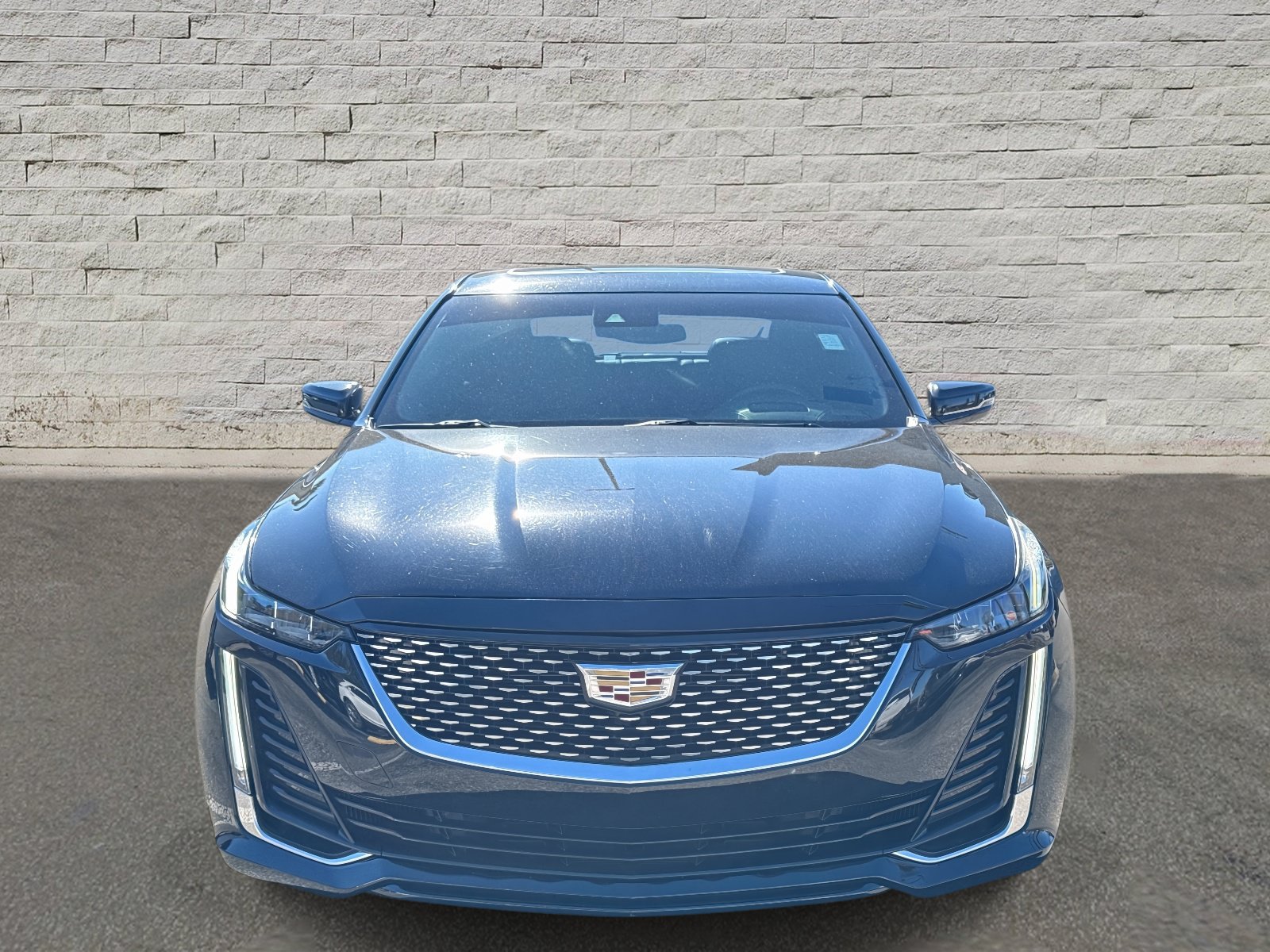 Used 2021 Cadillac CT5 Premium Luxury RWD image 2