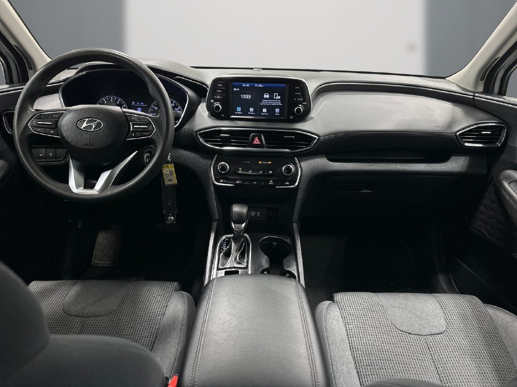 Used 2020 Hyundai Santa Fe SE FWD image 18
