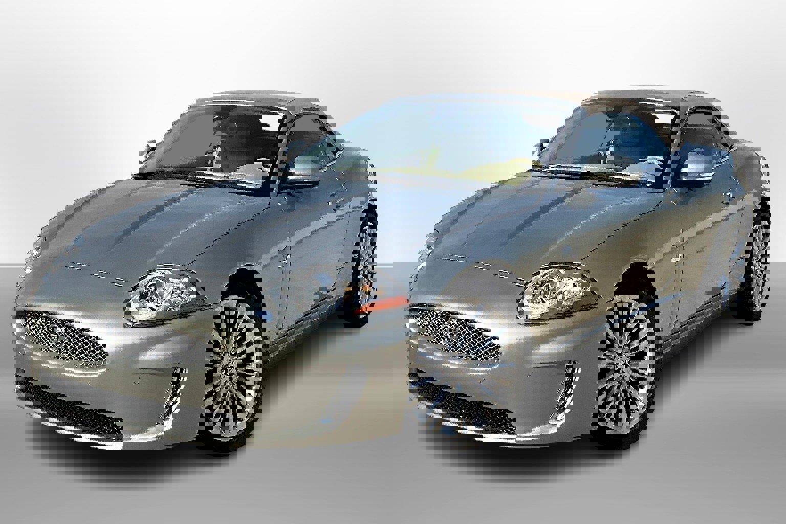 Used 2010 Jaguar XK Convertible image 12