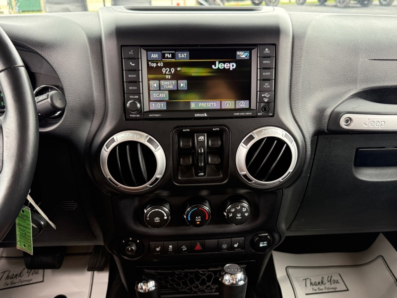 Used 2015 Jeep Wrangler Unlimited Sahara w/ Dual Top Group AWD/4WD image 12