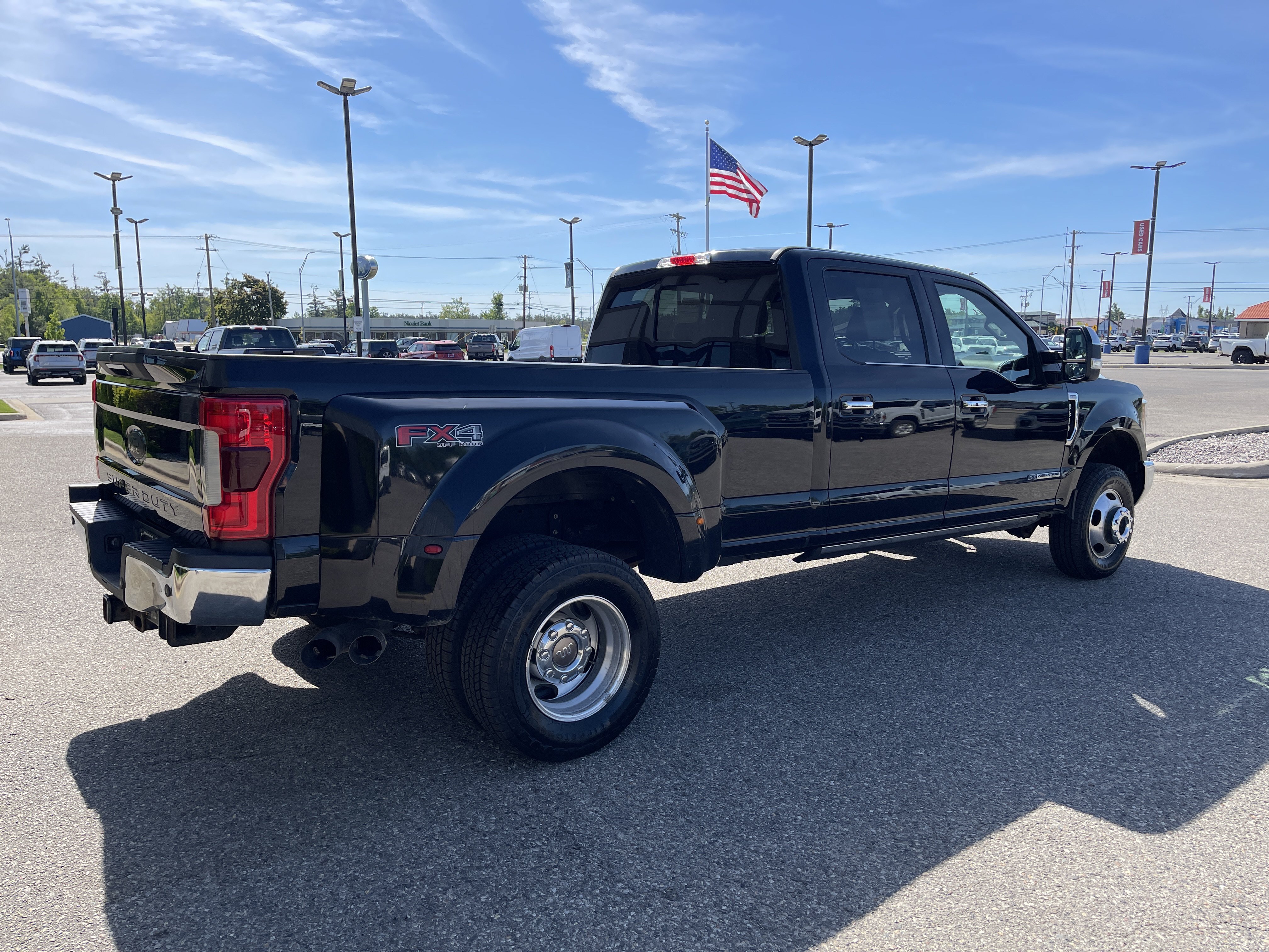 Used 2019 Ford F350 King Ranch w/ King Ranch Ultimate Package AWD/4WD image 3