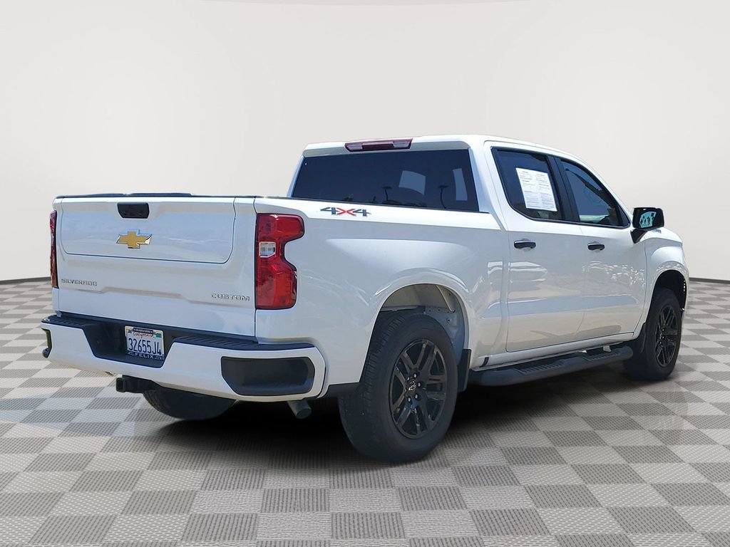 Used 2025 Chevrolet Silverado 1500 Custom w/ LPO, Utility Wall Package AWD/4WD image 4
