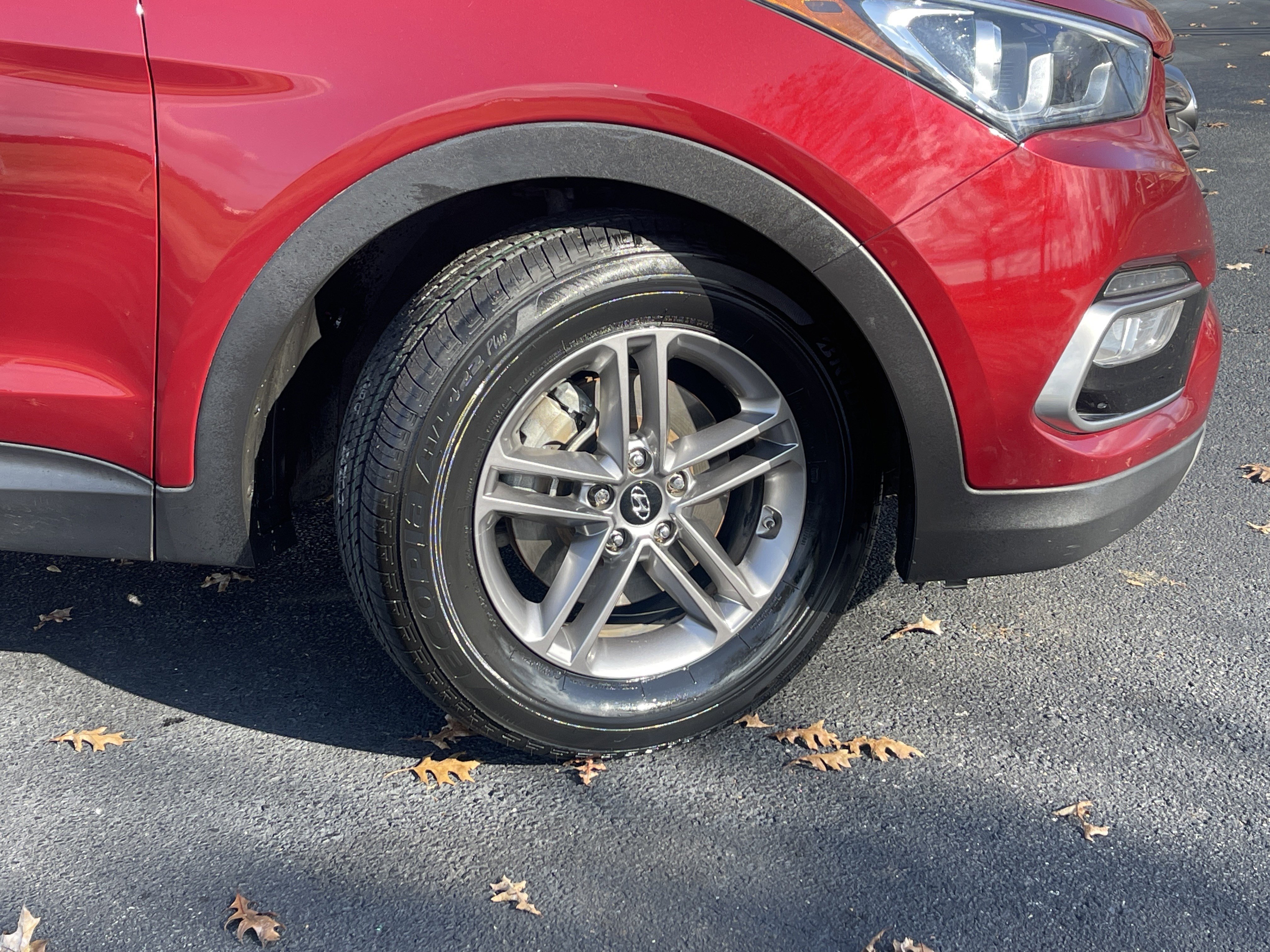 Used 2017 Hyundai Santa Fe Sport w/ 2.4L Tech Package 04 image 33