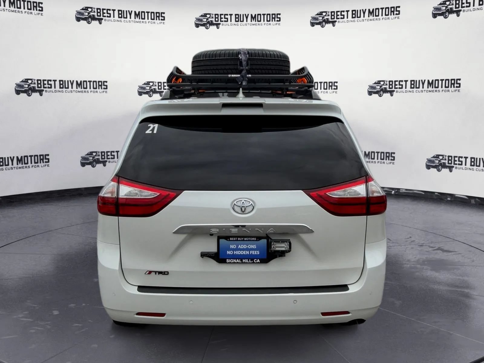 Used 2019 Toyota Sienna Limited Premium w/ Carpet Mat Package AWD/4WD image 7