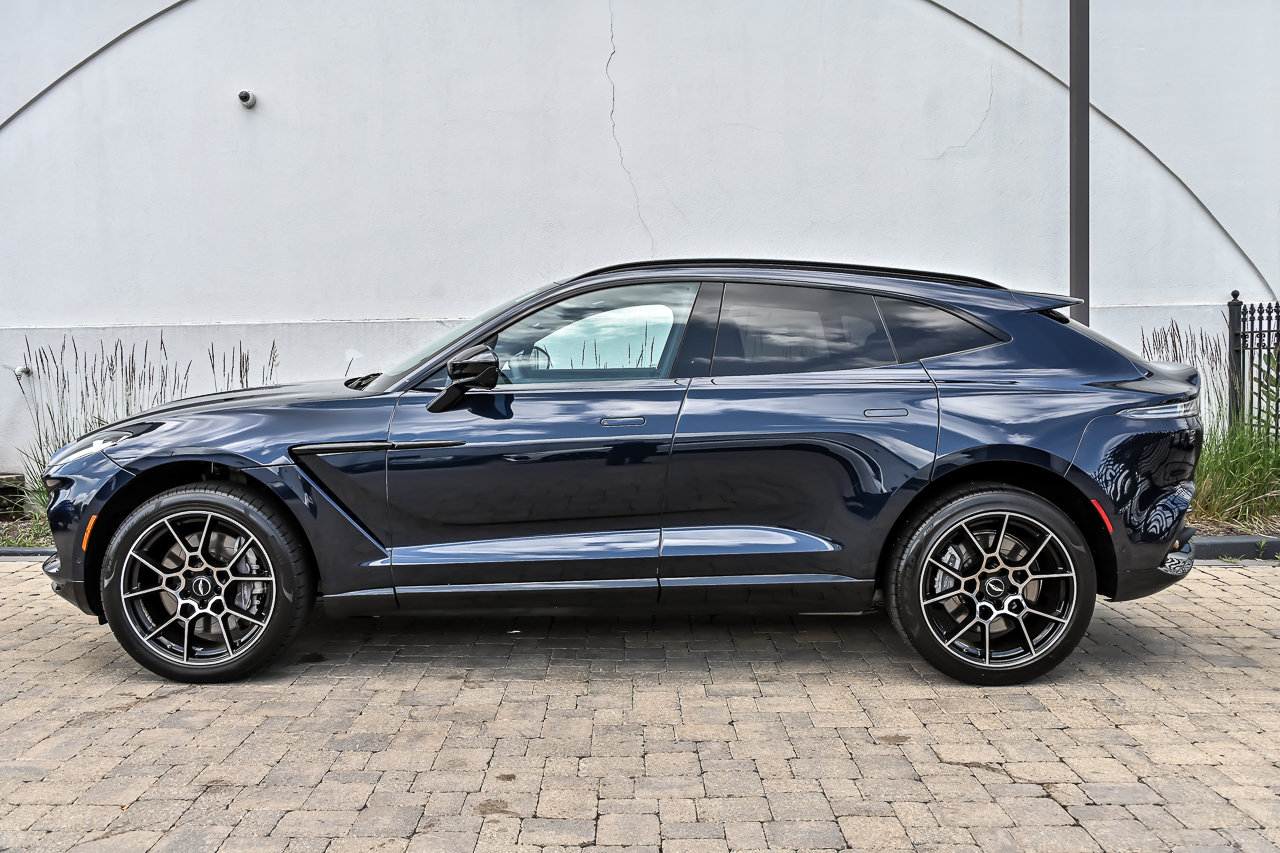 Used 2021 Aston Martin DBX AWD/4WD image 10