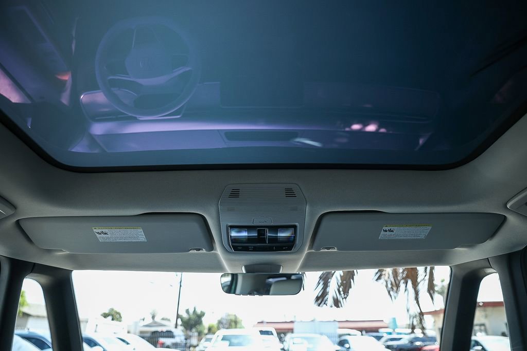 New 2025 Volkswagen ID. Buzz 1st Edition image 26