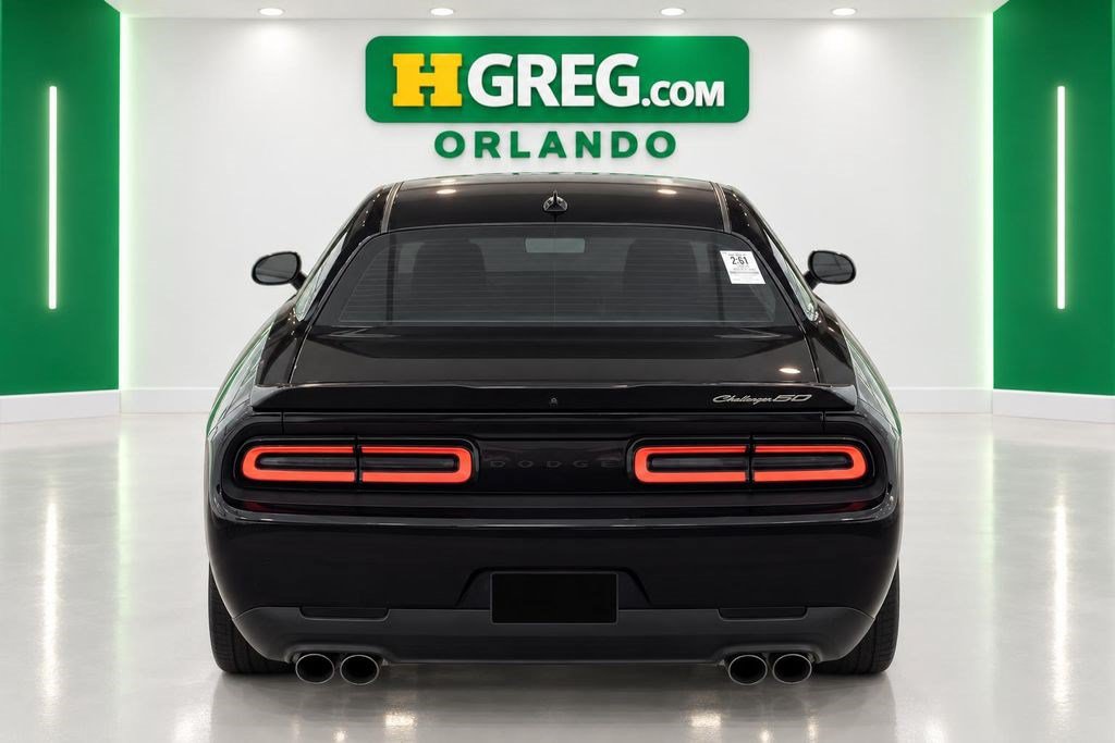 Used 2020 Dodge Challenger R/T RWD image 8