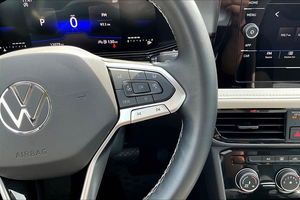 Used 2025 Volkswagen Taos S image 10