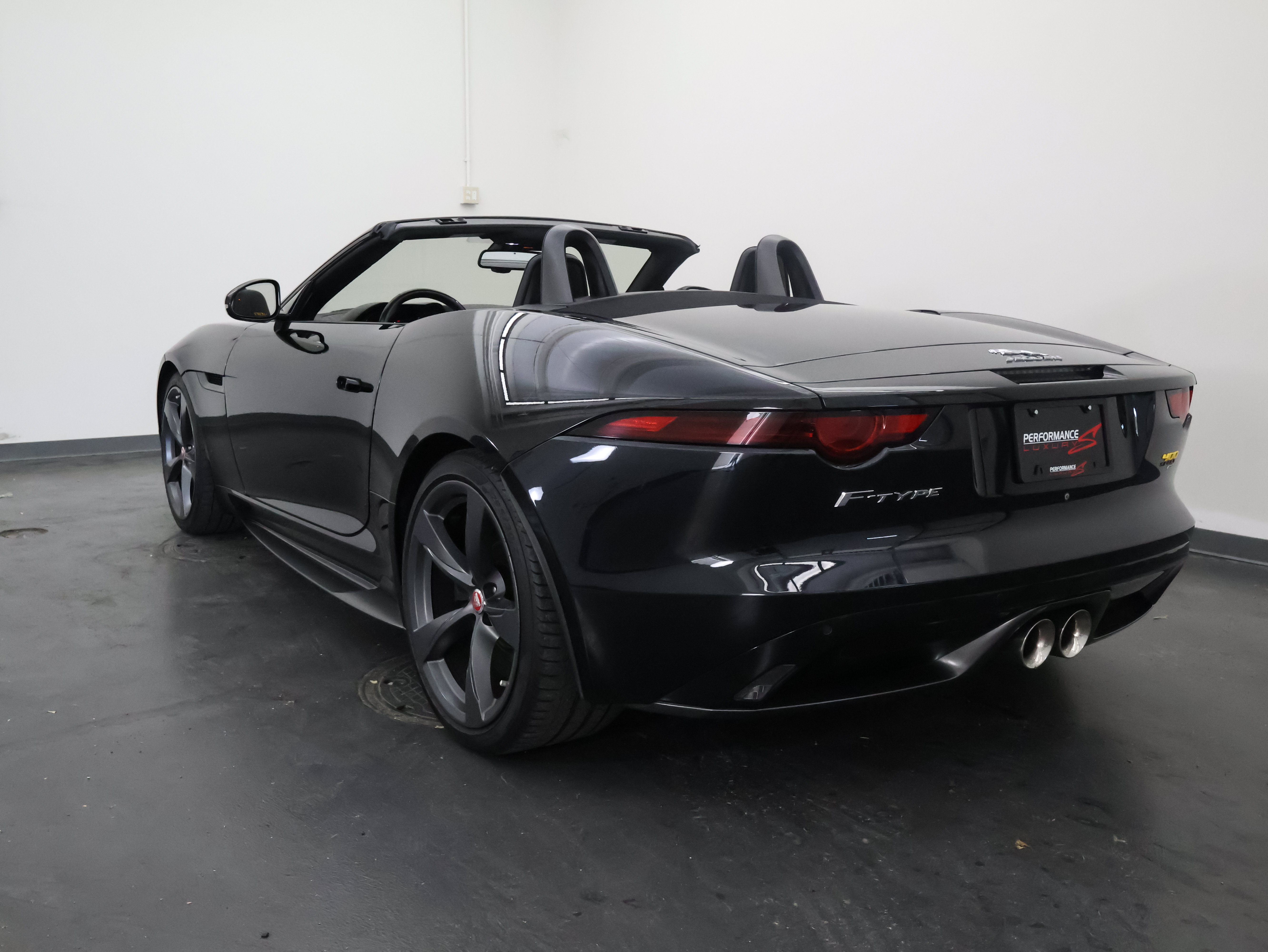 Used 2018 Jaguar F-TYPE 400 Sport AWD/4WD image 6