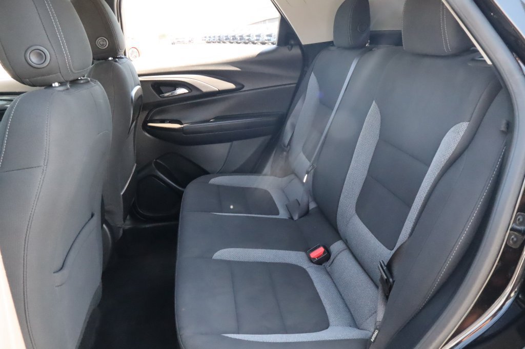 Used 2025 Chevrolet TrailBlazer LS w/ LS Convenience Package FWD image 34