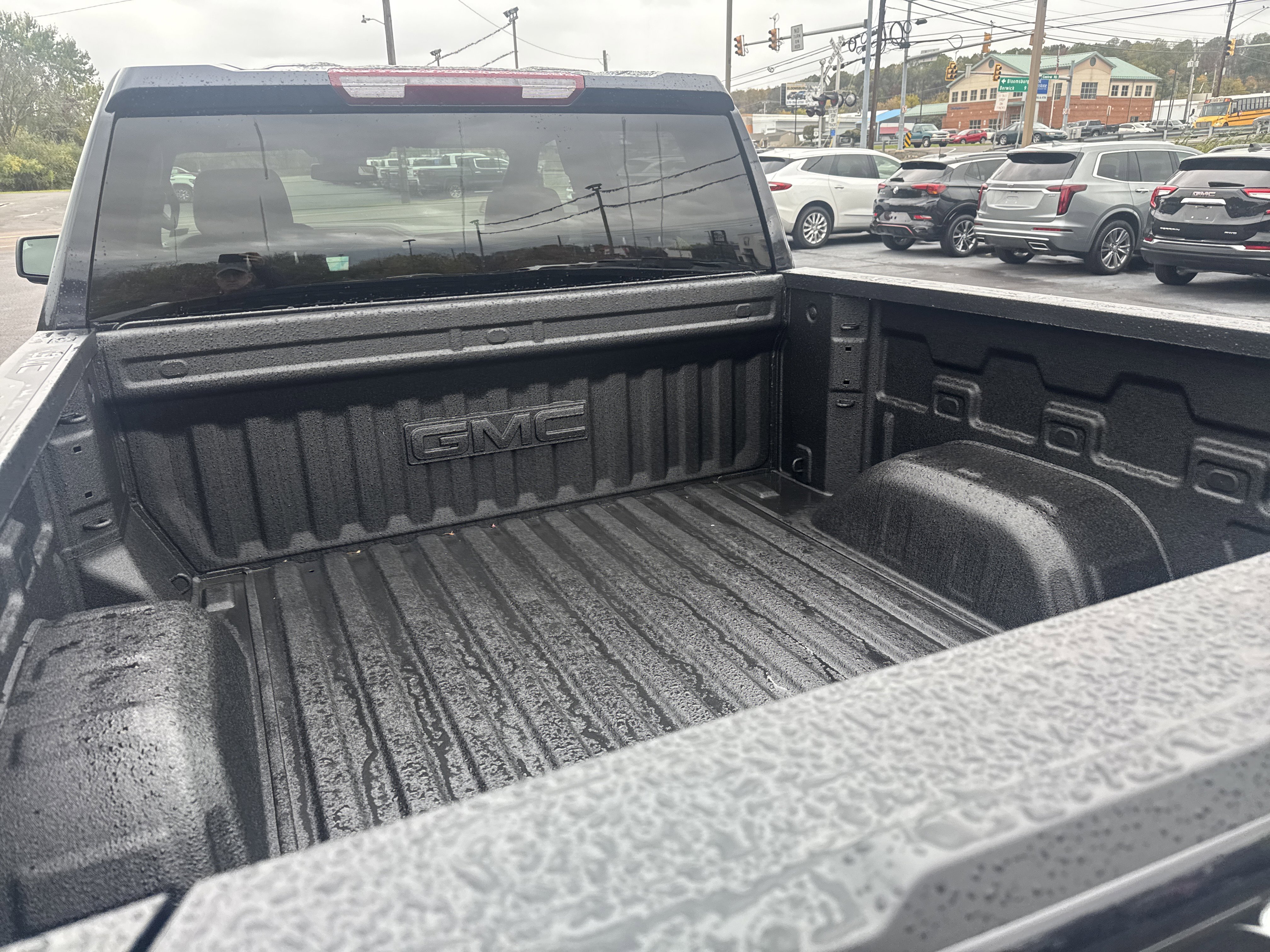 New 2026 GMC Sierra 1500 AT4 image 5