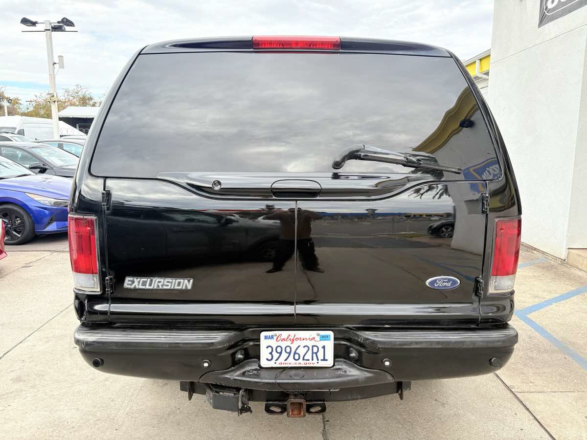 Used 2003 Ford Excursion Limited AWD/4WD image 4