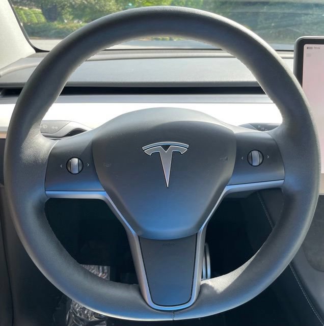 Used 2023 Tesla Model Y Performance AWD/4WD image 21