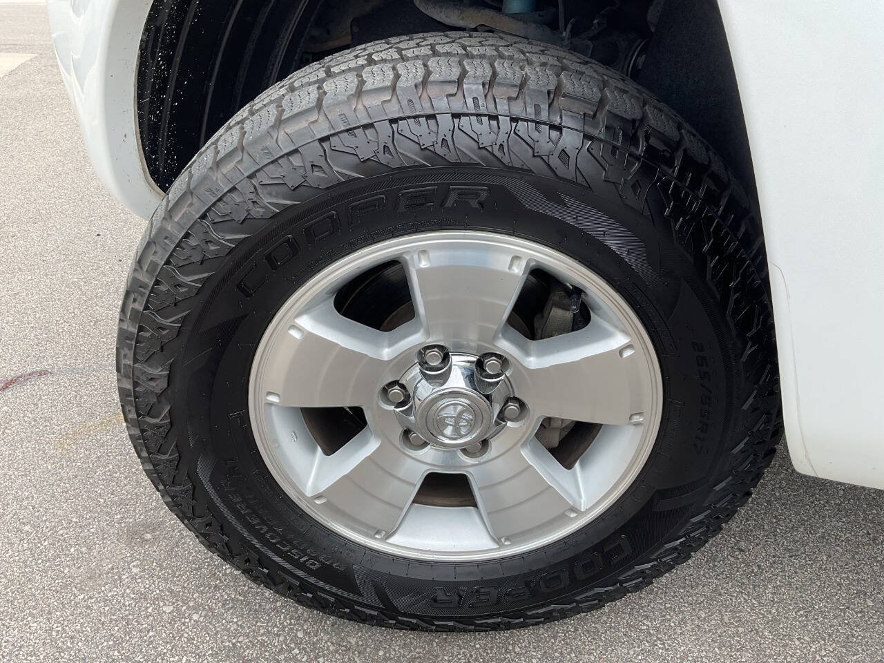 Used 2011 Toyota Tacoma PreRunner w/ TRD Sport Pkg RWD image 48