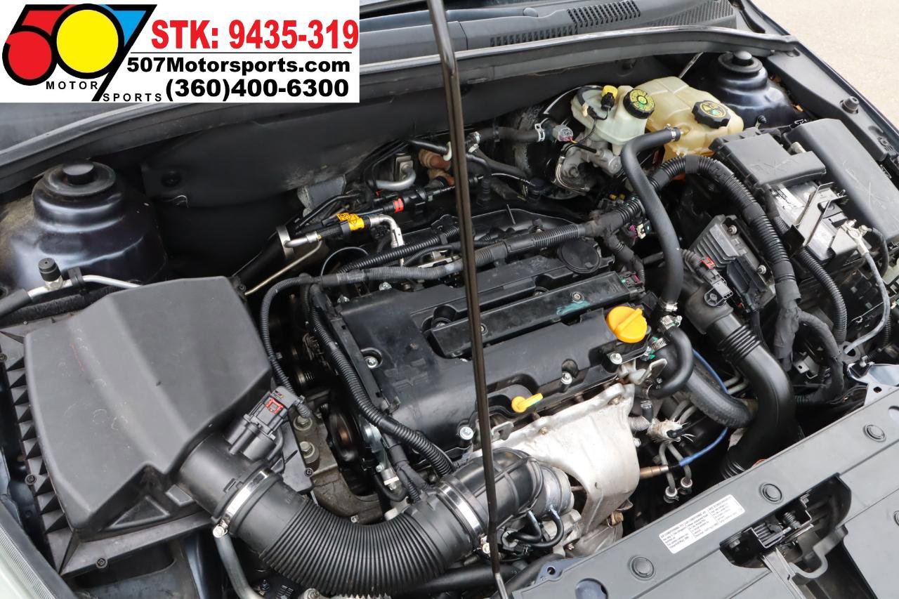 Used 2015 Chevrolet Cruze LTZ w/ Sun, Sound and Sport Package FWD image 21