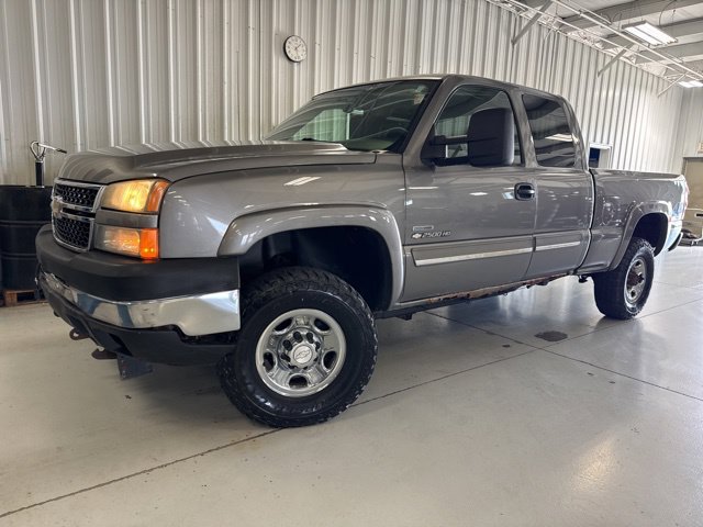 Used 2007 Chevrolet Silverado 2500 LT w/ Heavy-Duty Power Package AWD/4WD image 1