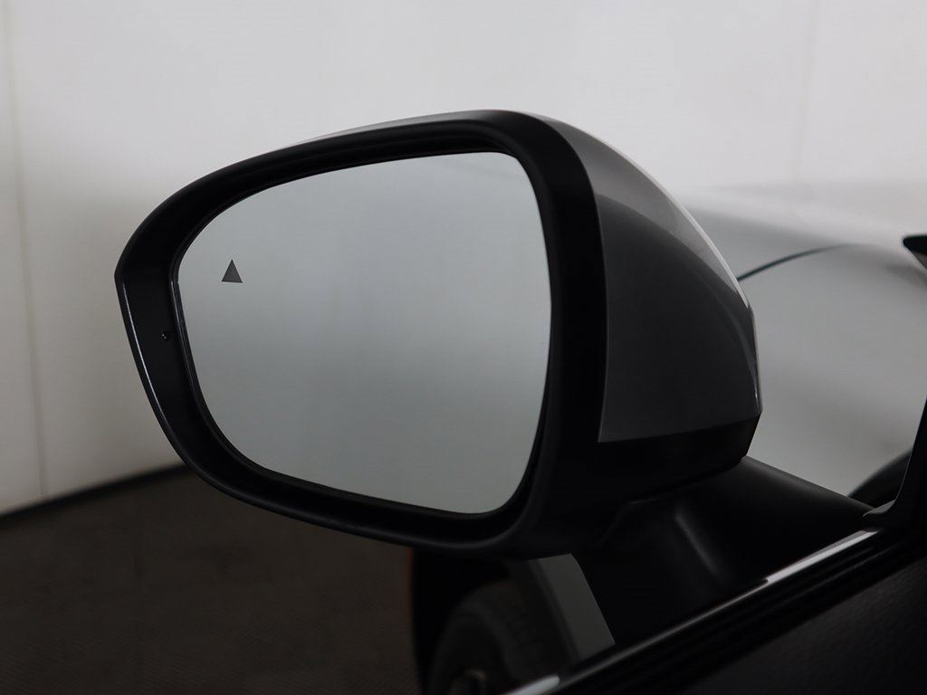 New 2025 Mitsubishi Outlander SE image 37