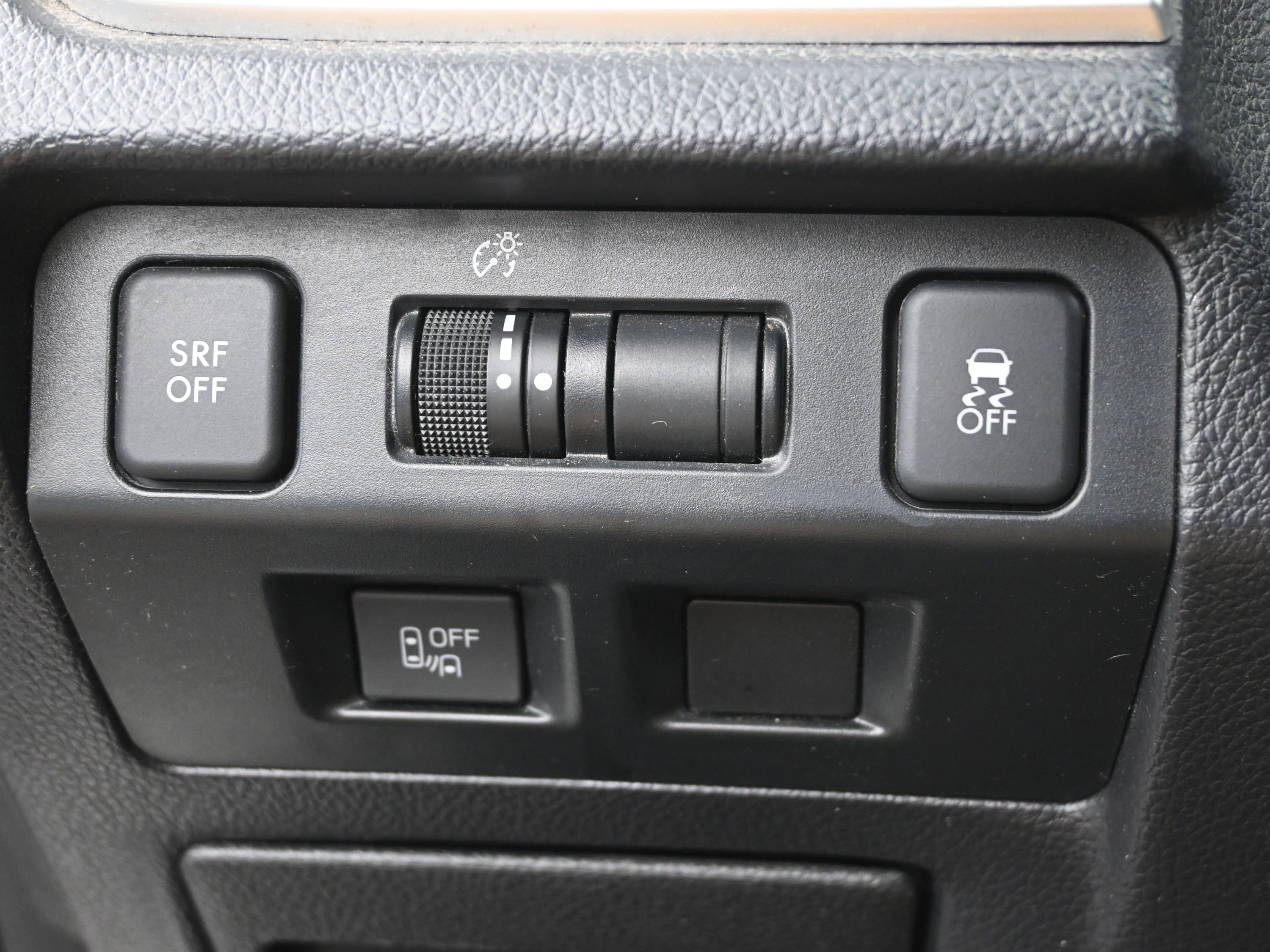 Used 2016 Subaru Crosstrek 2.0i Premium image 12