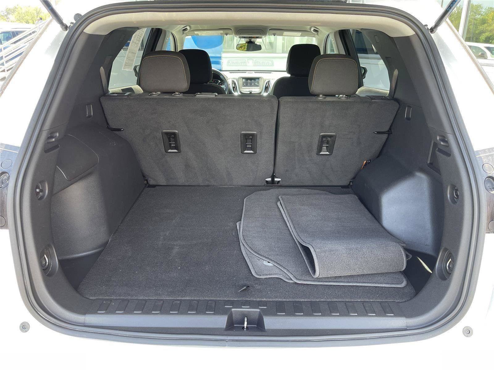 Used 2023 Chevrolet Equinox LT AWD/4WD image 37