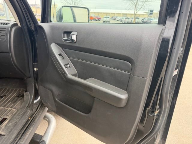 Used 2009 HUMMER H3 Alpha image 17