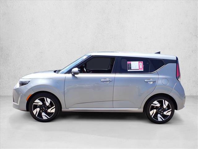 Used 2024 Kia Soul GT-Line FWD image 2