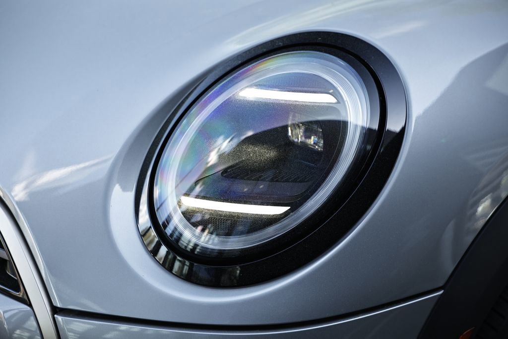 Used 2025 MINI Cooper S FWD image 12
