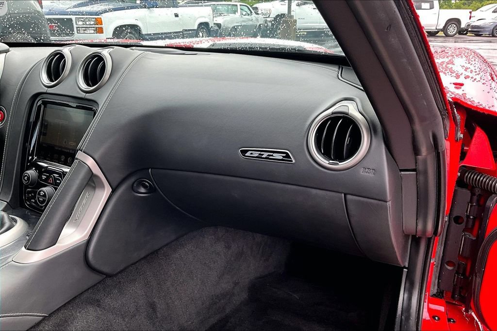 Used 2013 SRT Viper GTS RWD image 18