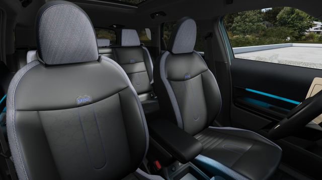 New 2027 MINI Cooper Countryman S image 3