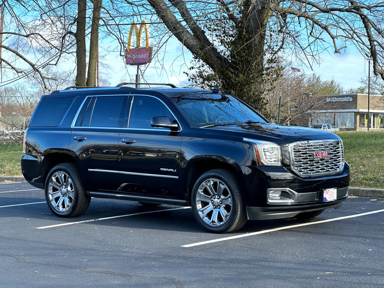 Used 2019 GMC Yukon Denali w/ Open Road Package image 1