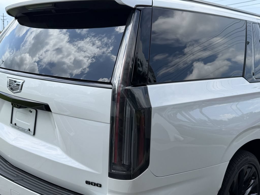Certified 2025 Cadillac Escalade ESV Sport Platinum w/ LPO, ONYX Package AWD/4WD image 10