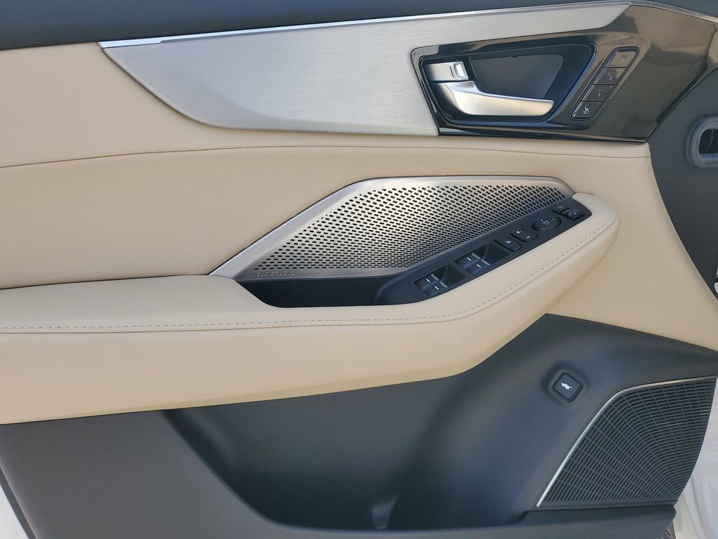 Certified 2024 Acura MDX SH-AWD w/ Technology Package image 21