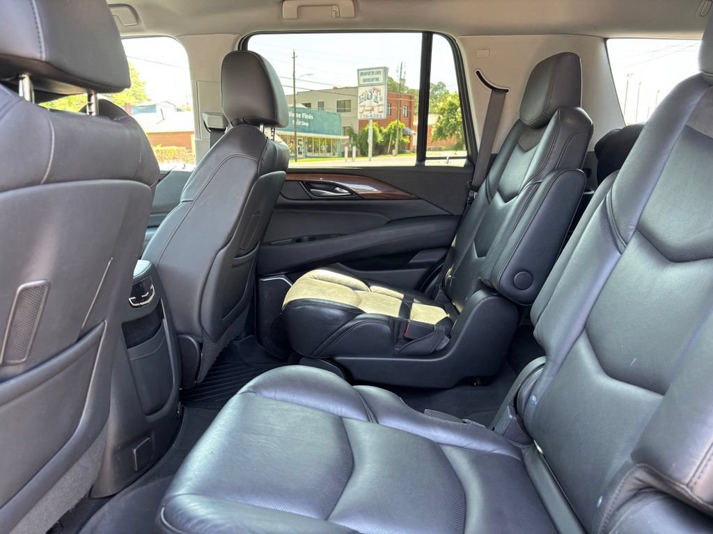 Used 2020 Cadillac Escalade 2WD image 22