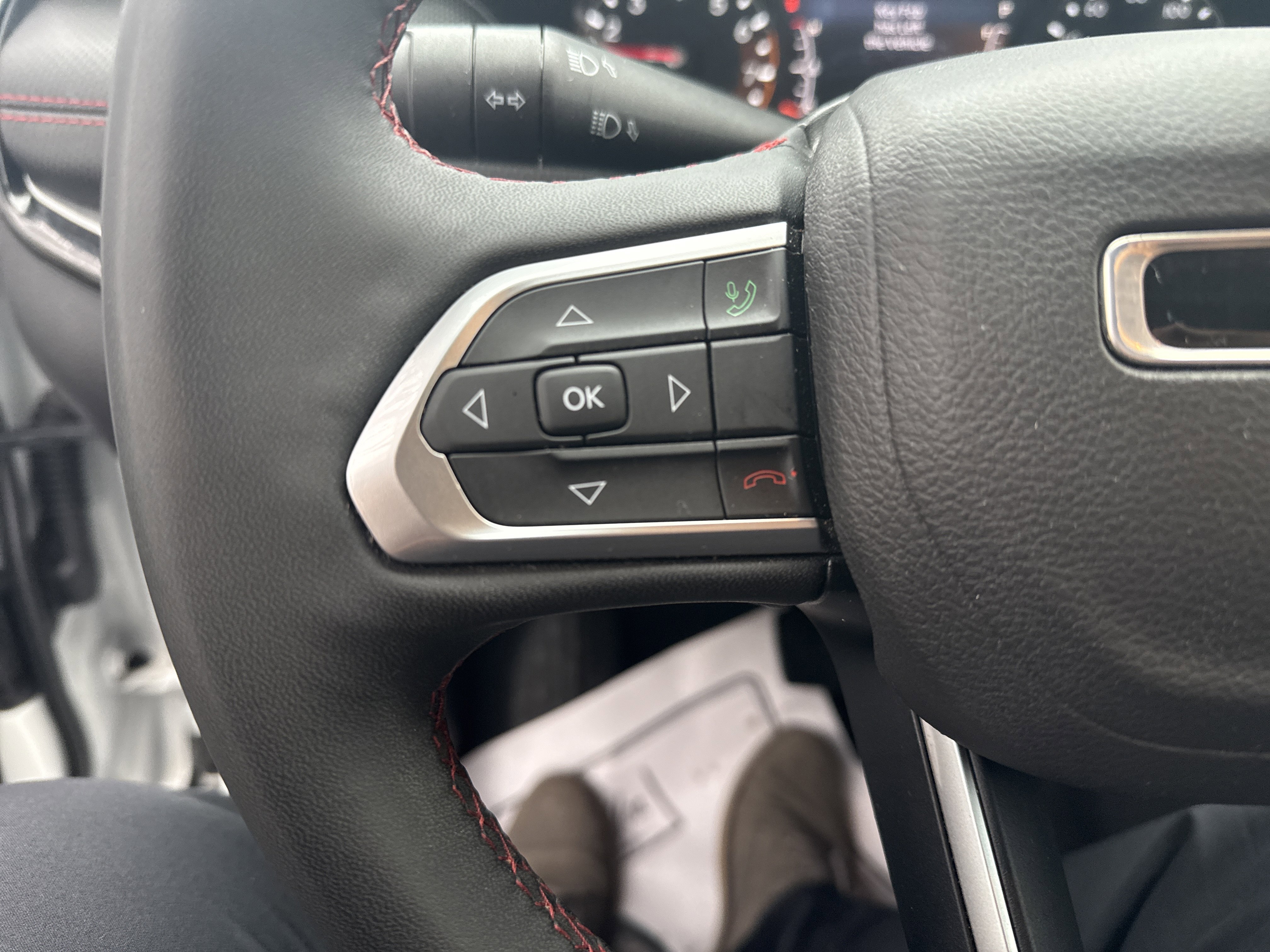 Used 2023 Jeep Compass Trailhawk w/ Trailhawk Convenience Group image 18