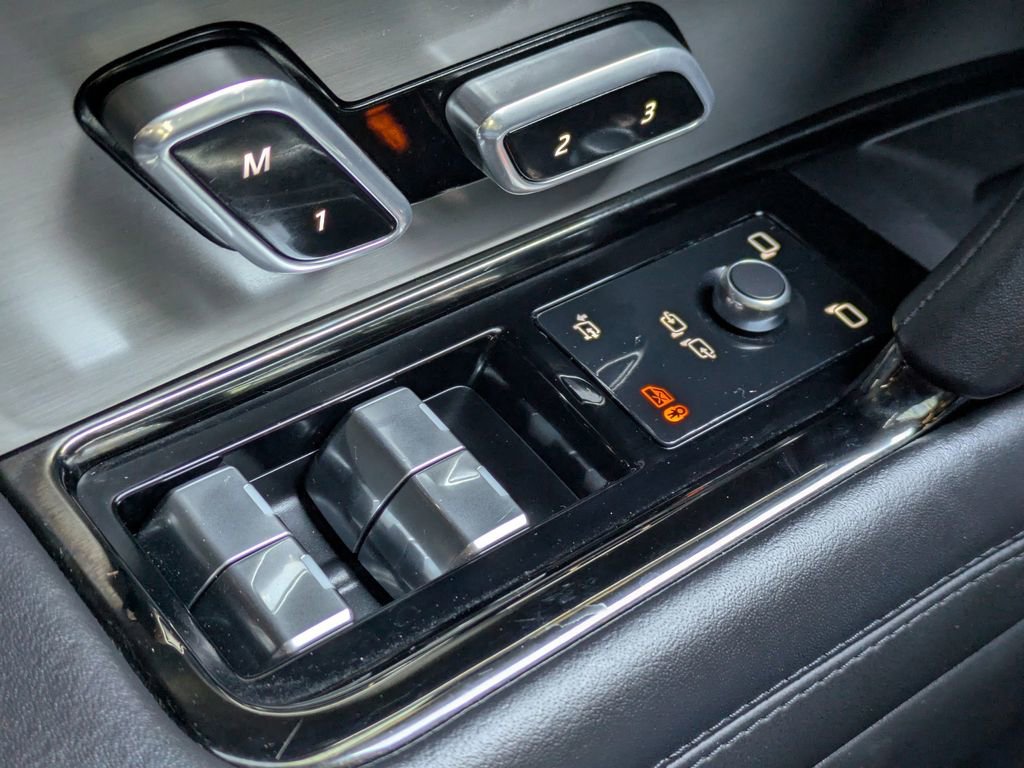 Used 2023 Land Rover Range Rover Sport SE Dynamic image 26