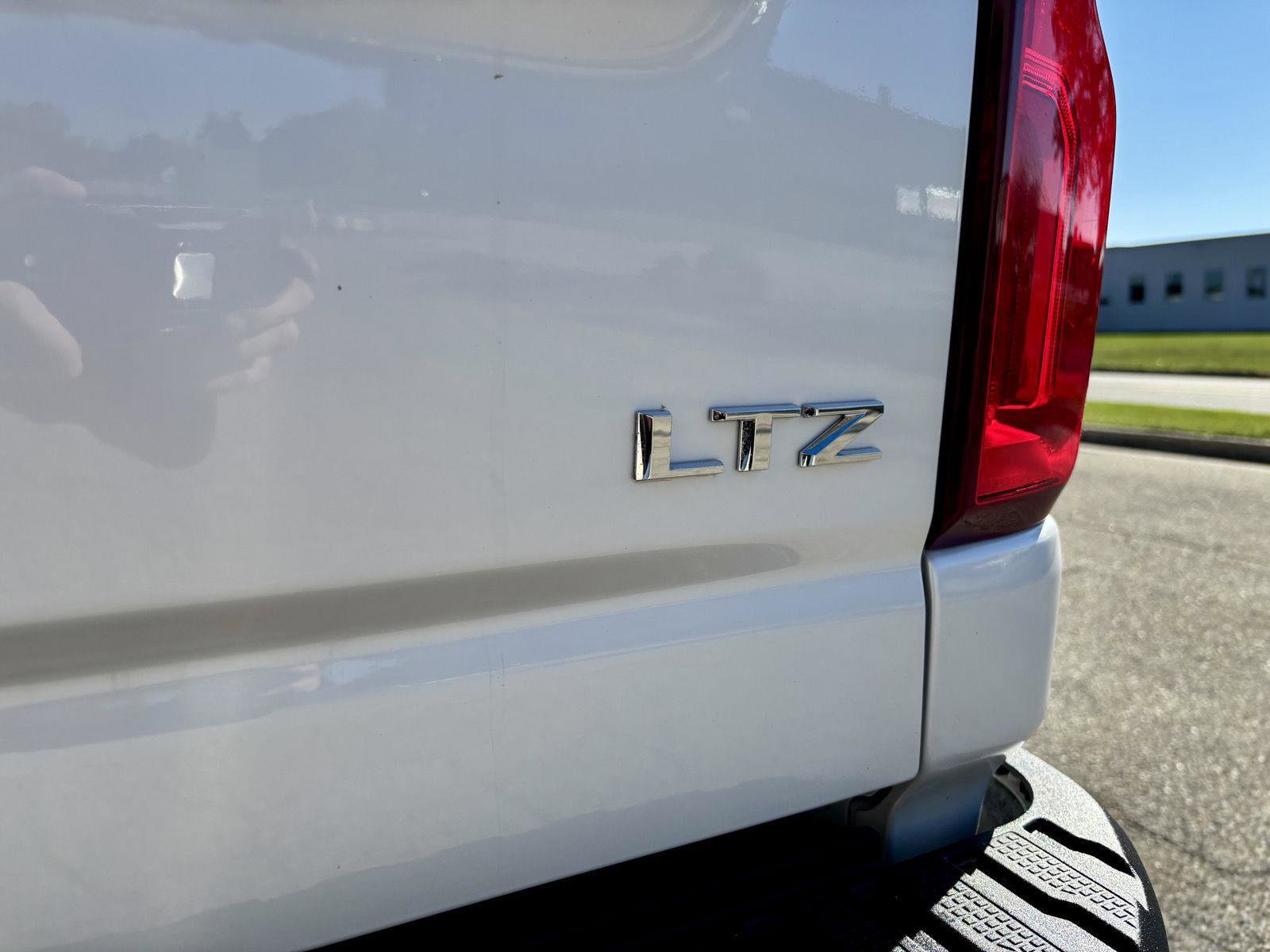 Used 2022 Chevrolet Silverado 3500 LTZ w/ LTZ Premium Texas Edition image 27