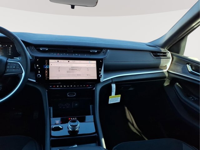 New 2026 Jeep Grand Cherokee Altitude AWD/4WD image 12