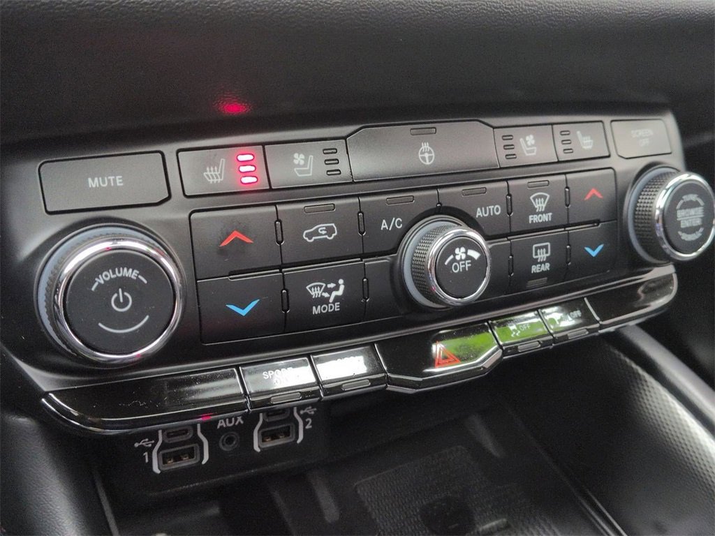 Used 2023 Dodge Durango R/T image 22