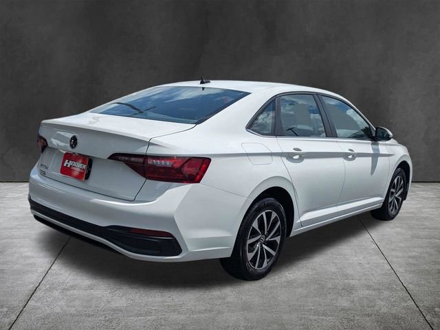 Used 2024 Volkswagen Jetta S FWD image 4